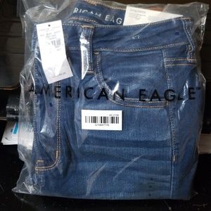 American Eagle Next Level Jeggings